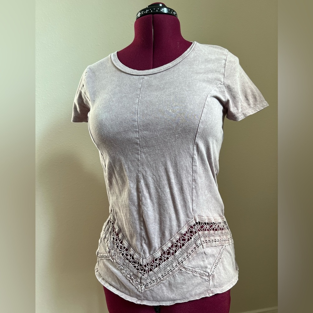 Dusty Lavender Top w/ Crochet Designs